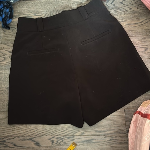 Black high waisted shorts - Picture 6 of 9